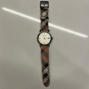BURBERRY Nova Classic Check Watch